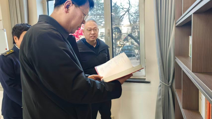 新春慰问暖基层 集团纪委书记吴震赴承秦分公司慰问春运值守职工