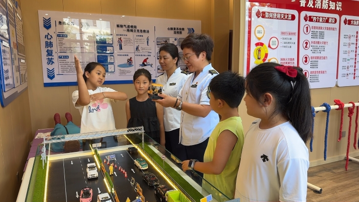 暖心托管解难题 工会关怀守安全